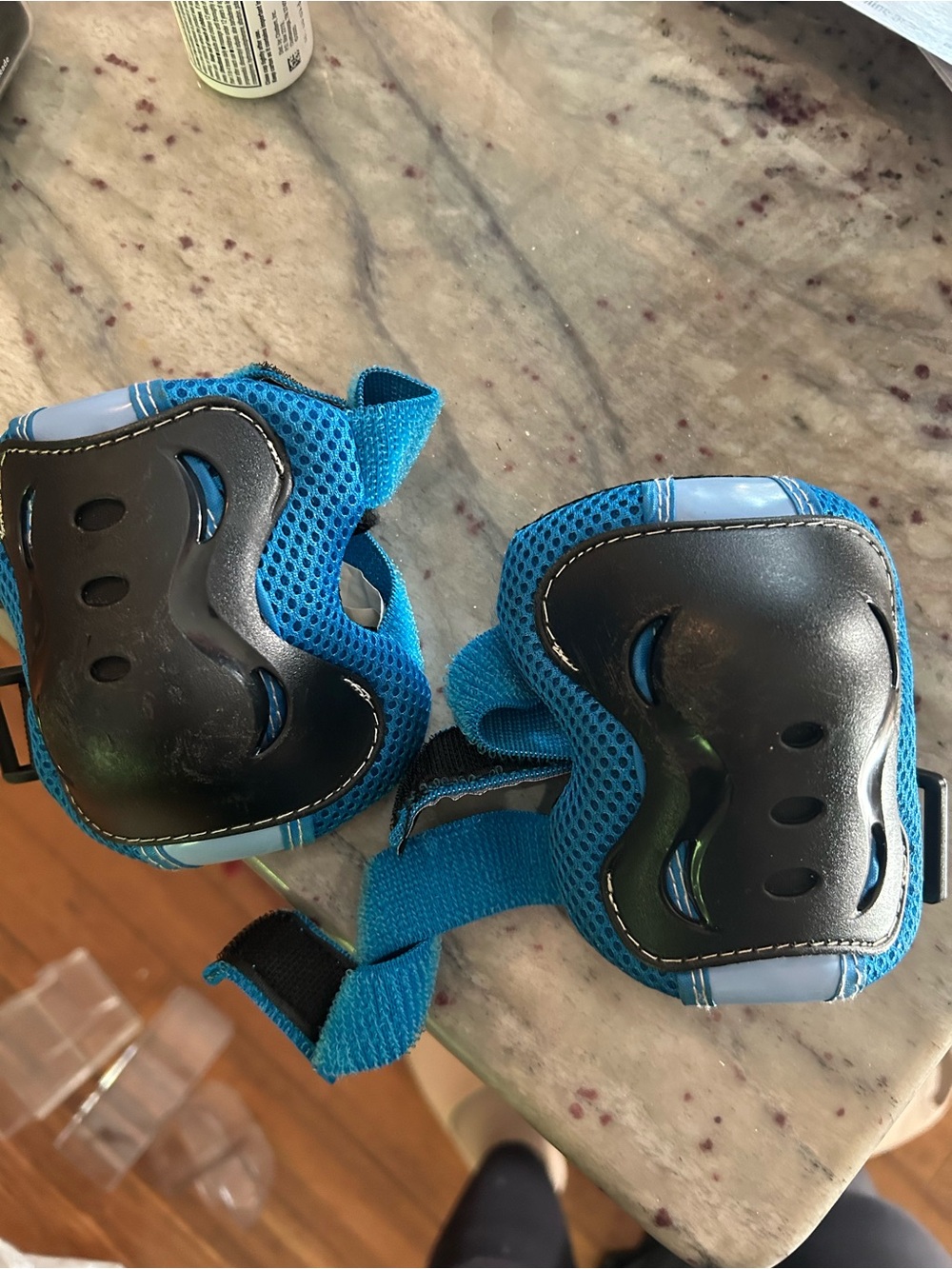 Kids Blue Protective Knee and Pads Set
